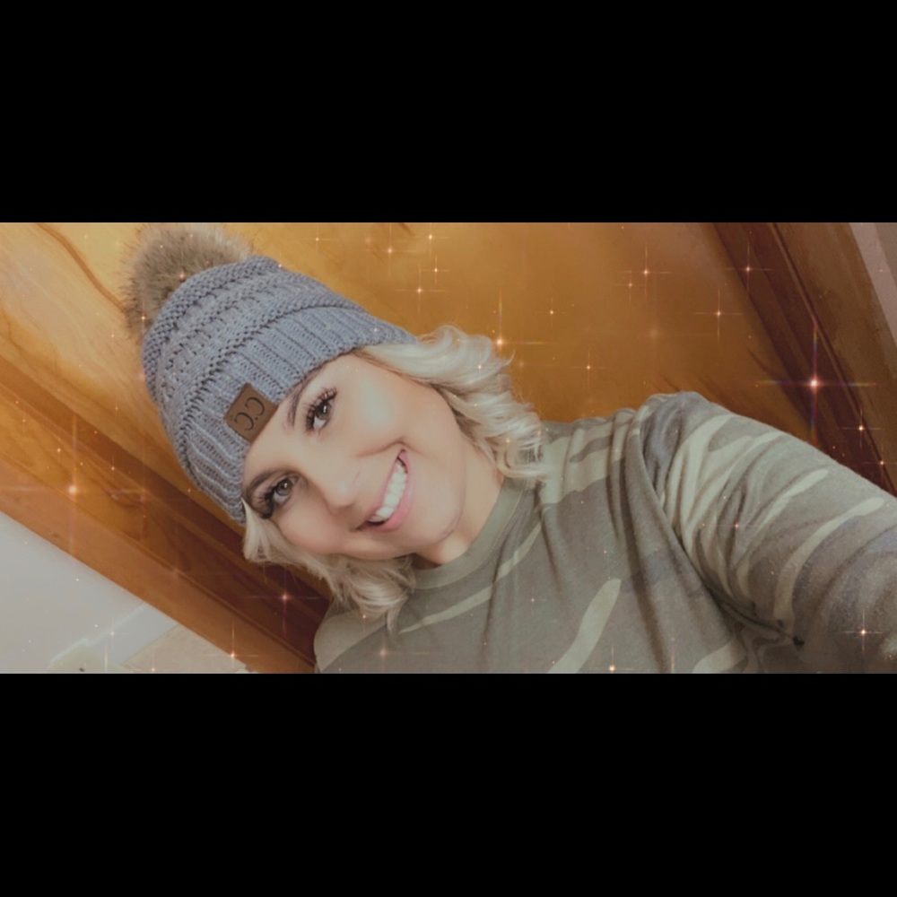 Meet your Posher, Jasmine